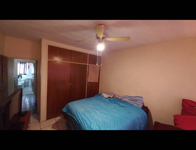 2 BEDROOM APARTMENT FOR SALE IN PRETORIA GARDENS